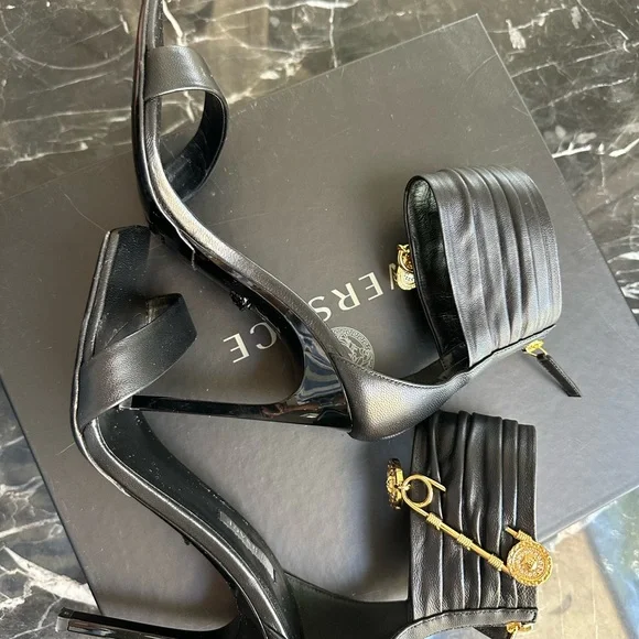VERSACE bLack lamb leather sandals safety pin 36
